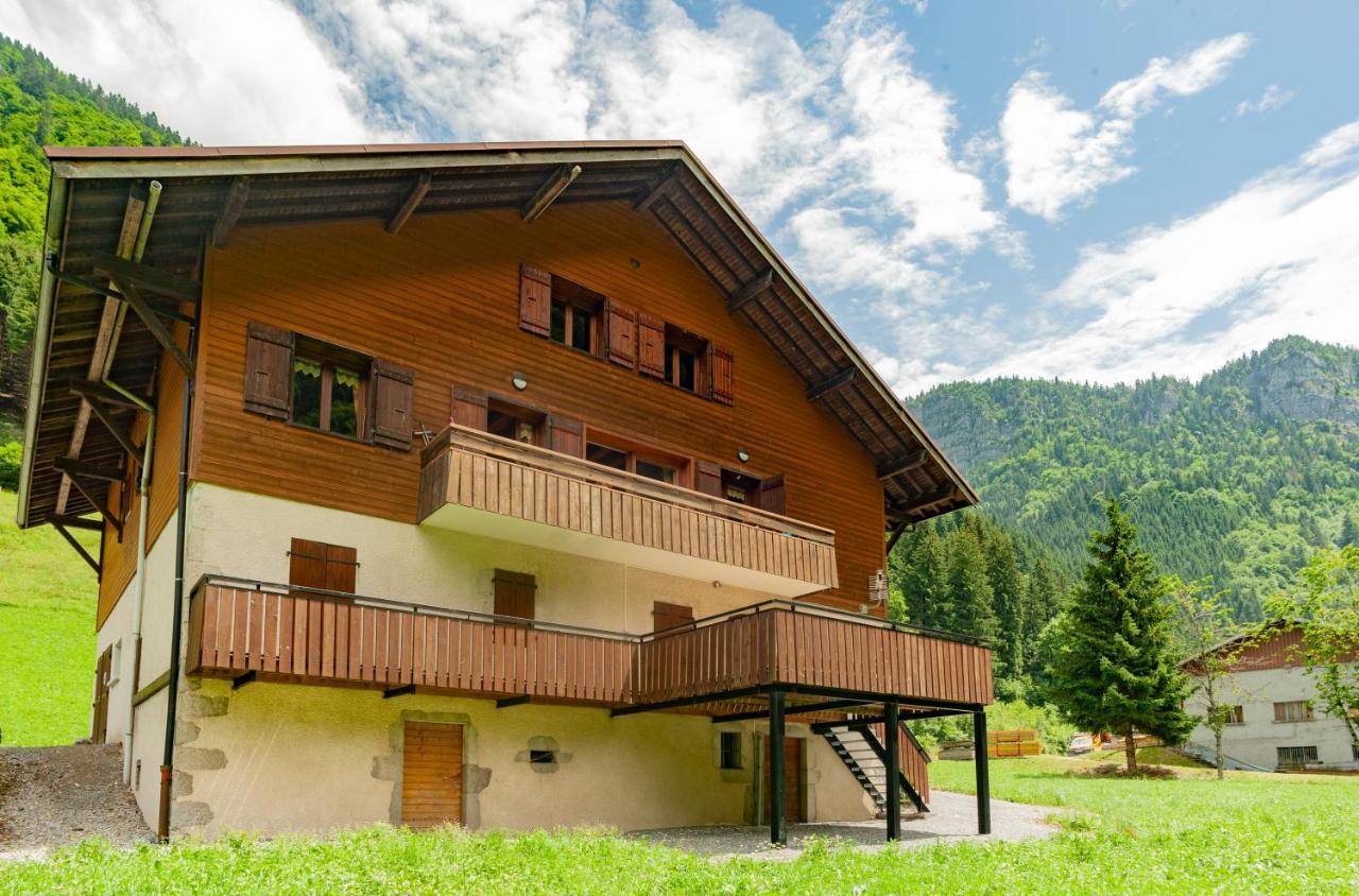 Grand Appartement Proche Gd Bornand Glieres-Val-de-Borne エクステリア 写真