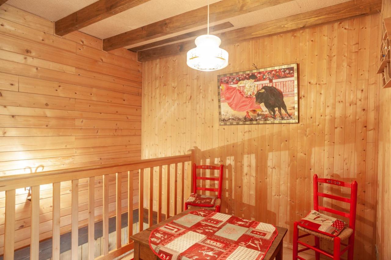 Grand Appartement Proche Gd Bornand Glieres-Val-de-Borne エクステリア 写真
